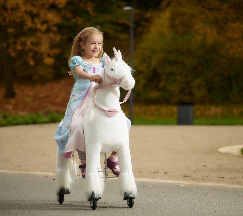 Merlin licorne à roulettes inline Ponnie M une selle rose