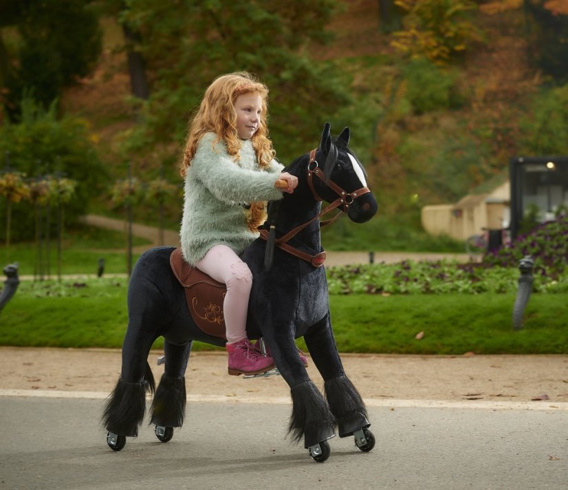 Ponnie Ebony M mechanikus lovagló ló